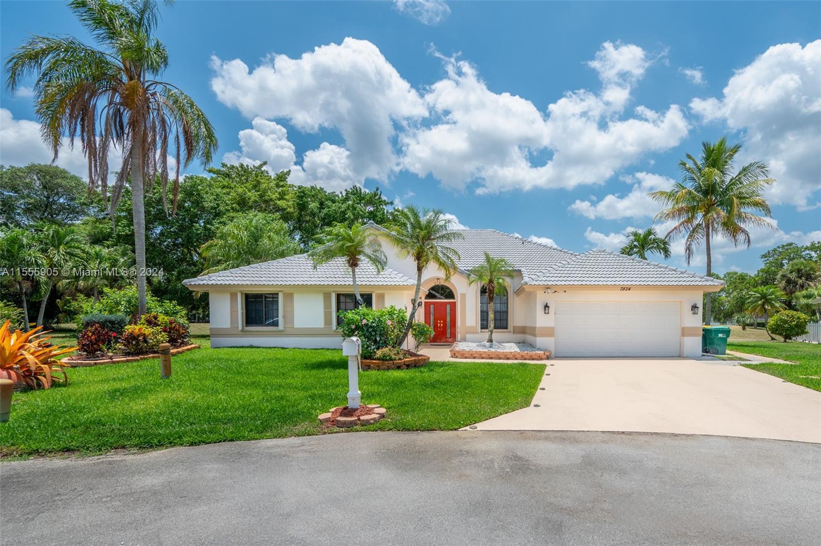 7824 NW 83rd St, Tamarac, Florida 33321, 3 Bedrooms Bedrooms, 1 Room Rooms,2 BathroomsBathrooms,Residential,For Sale,7824 NW 83rd St,A11555905