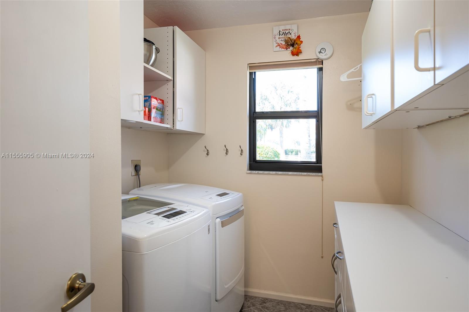 7824 NW 83rd St, Tamarac, Florida 33321, 3 Bedrooms Bedrooms, 1 Room Rooms,2 BathroomsBathrooms,Residential,For Sale,7824 NW 83rd St,A11555905