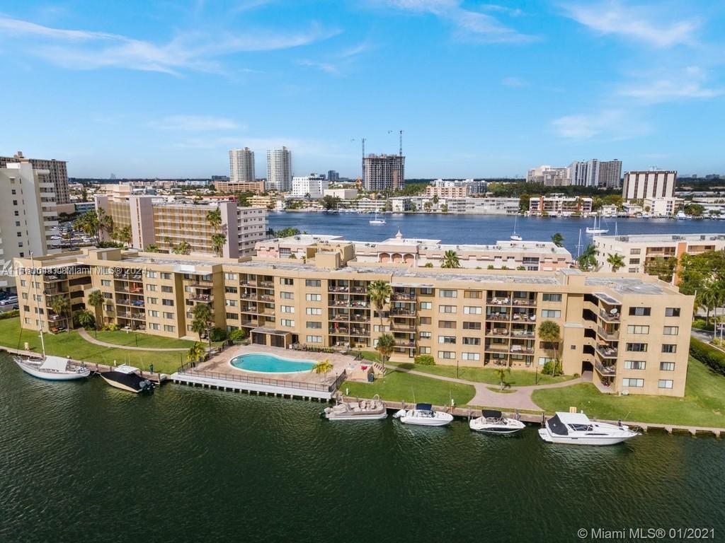 301 Golden Isles DR 109, Hallandale Beach, Florida 33009, 1 Bedroom Bedrooms, ,1 BathroomBathrooms,Residential,For Sale,301 Golden Isles DR 109,A11560644