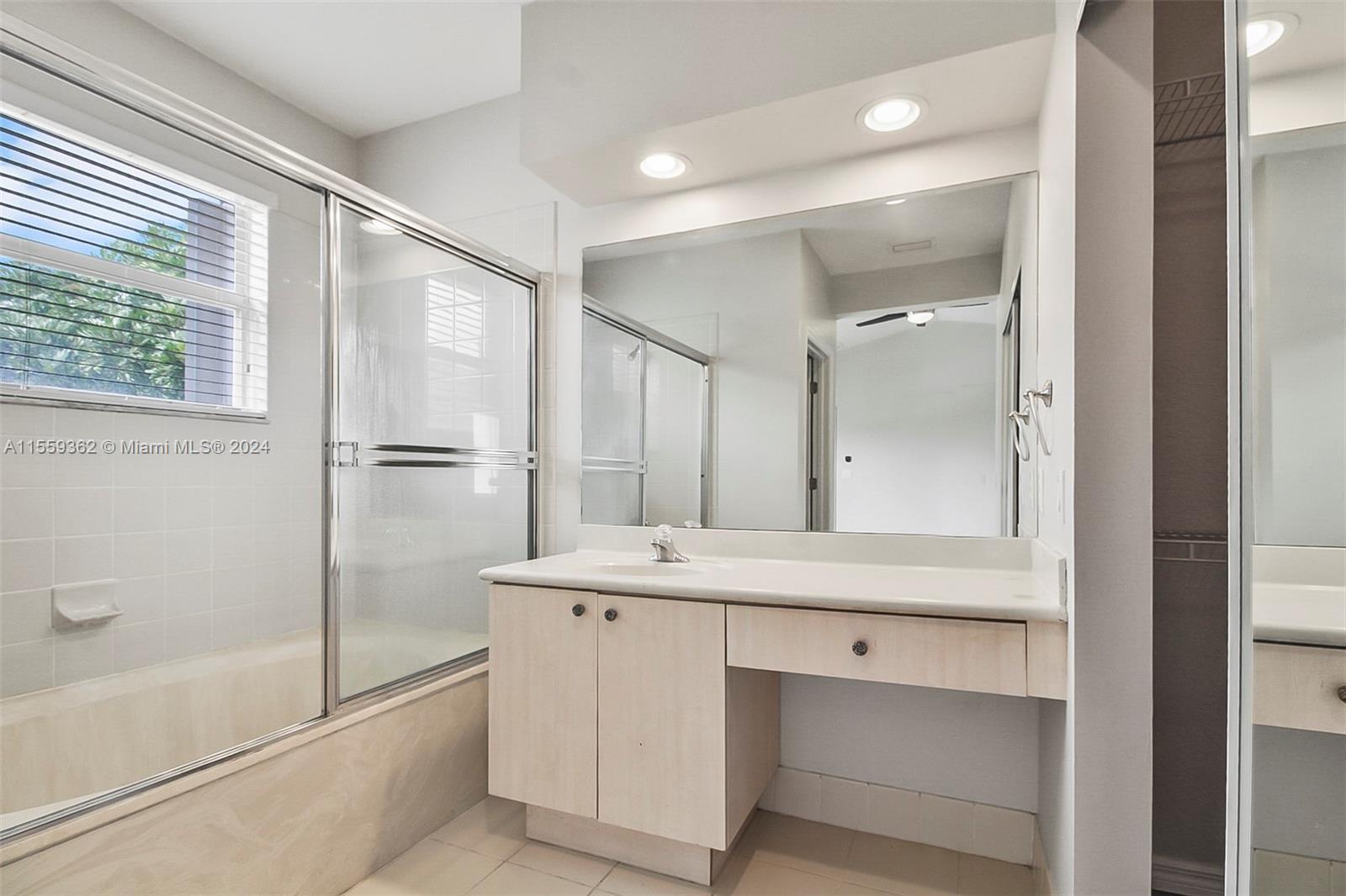 1885 SE 14th St, Homestead, Florida 33035, 4 Bedrooms Bedrooms, ,2 BathroomsBathrooms,Residential,For Sale,1885 SE 14th St,A11559362