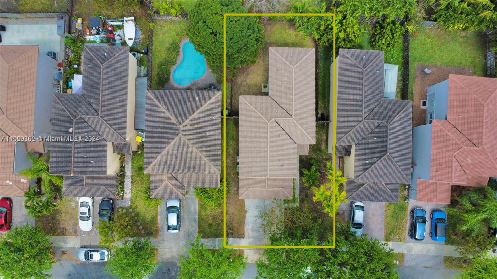 1885 SE 14th St, Homestead, Florida 33035, 4 Bedrooms Bedrooms, ,2 BathroomsBathrooms,Residential,For Sale,1885 SE 14th St,A11559362