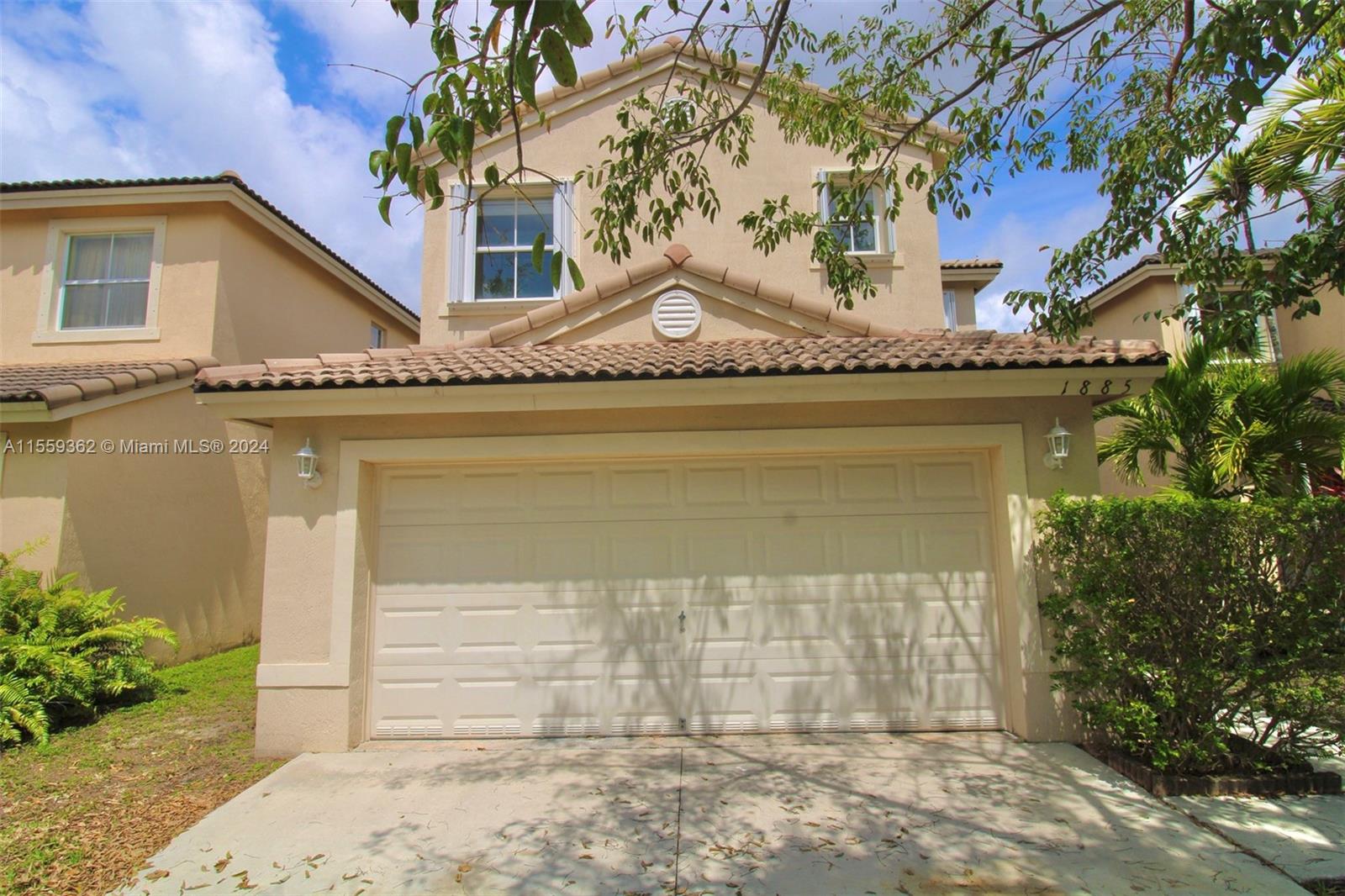 1885 SE 14th St, Homestead, Florida 33035, 4 Bedrooms Bedrooms, ,2 BathroomsBathrooms,Residential,For Sale,1885 SE 14th St,A11559362