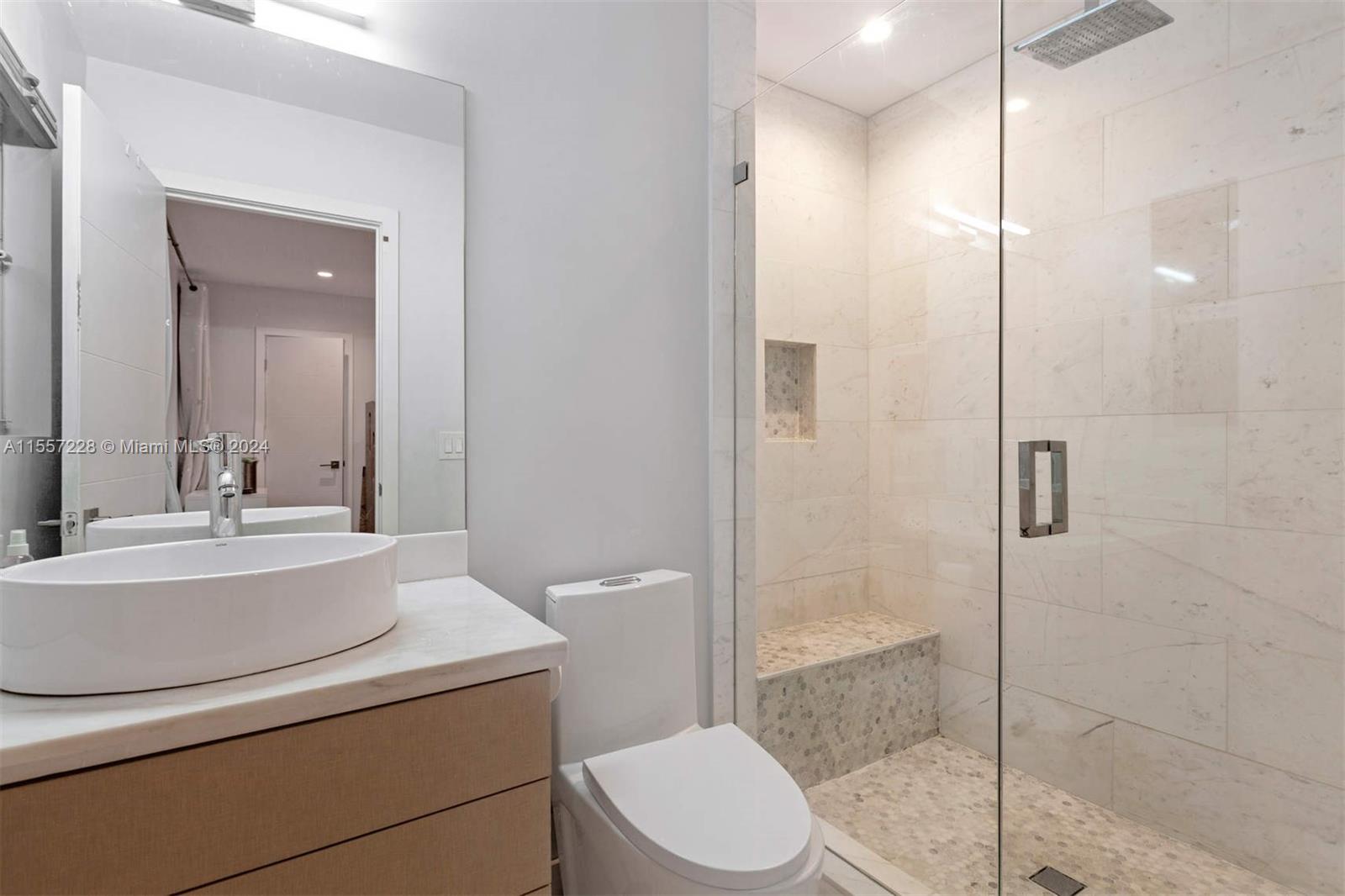 5950 SW 129th Ter, Pinecrest, Florida 33156, 5 Bedrooms Bedrooms, ,5 BathroomsBathrooms,Residentiallease,For Rent,5950 SW 129th Ter,A11557228
