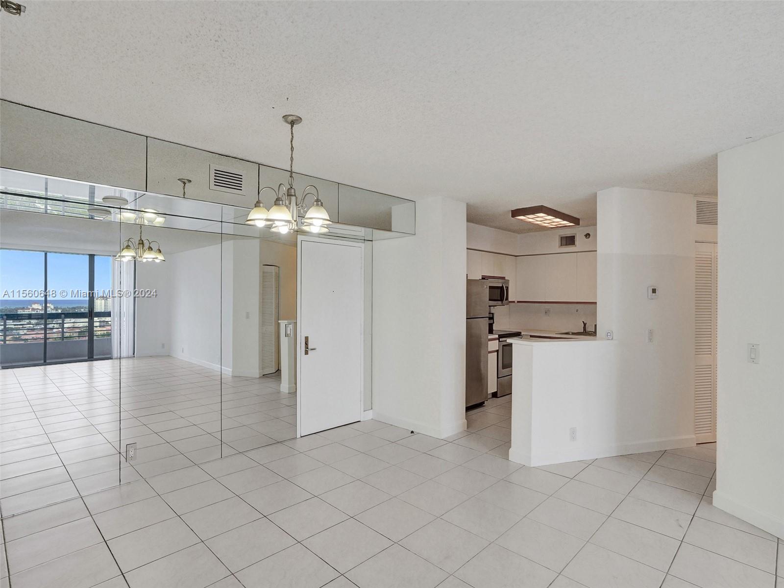 3400 192nd ST 1811, Aventura, Florida 33180, 2 Bedrooms Bedrooms, ,2 BathroomsBathrooms,Residentiallease,For Rent,3400 192nd ST 1811,A11560648