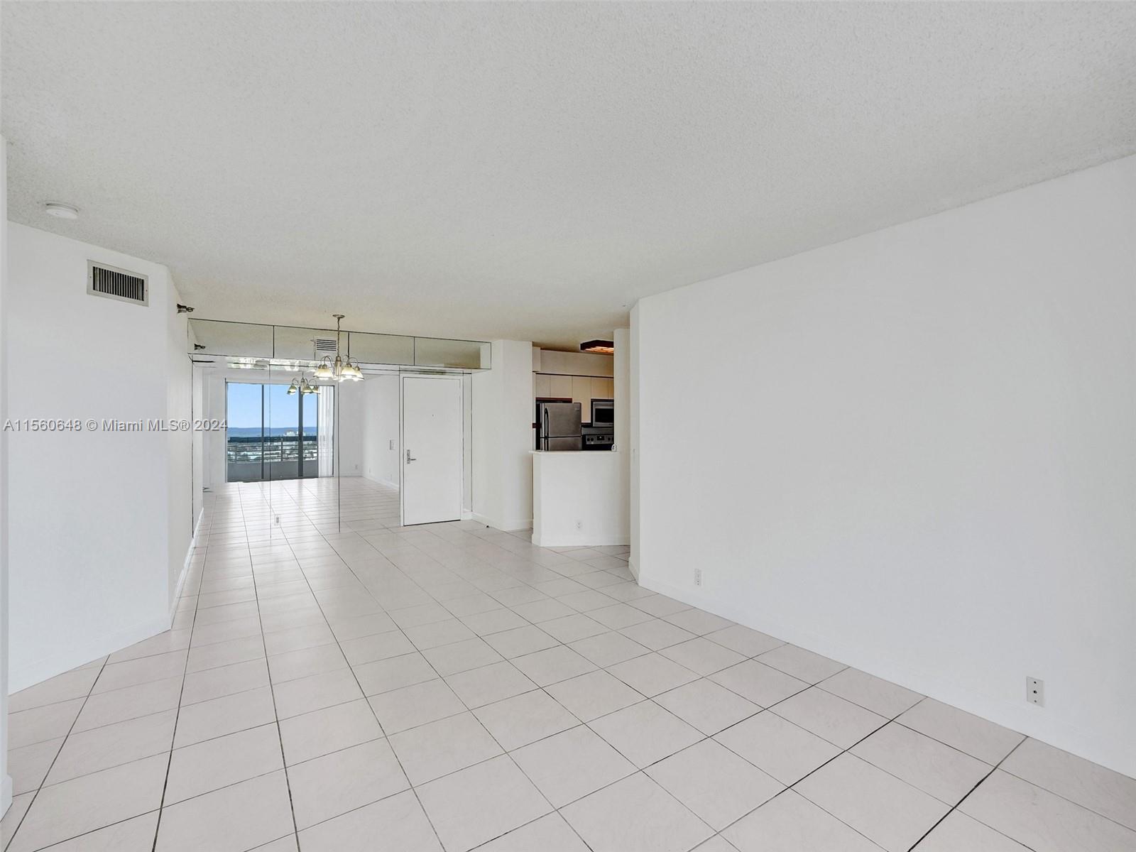 3400 192nd ST 1811, Aventura, Florida 33180, 2 Bedrooms Bedrooms, ,2 BathroomsBathrooms,Residentiallease,For Rent,3400 192nd ST 1811,A11560648
