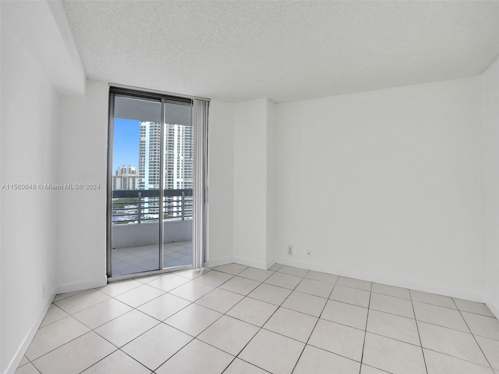 3400 192nd ST 1811, Aventura, Florida 33180, 2 Bedrooms Bedrooms, ,2 BathroomsBathrooms,Residentiallease,For Rent,3400 192nd ST 1811,A11560648