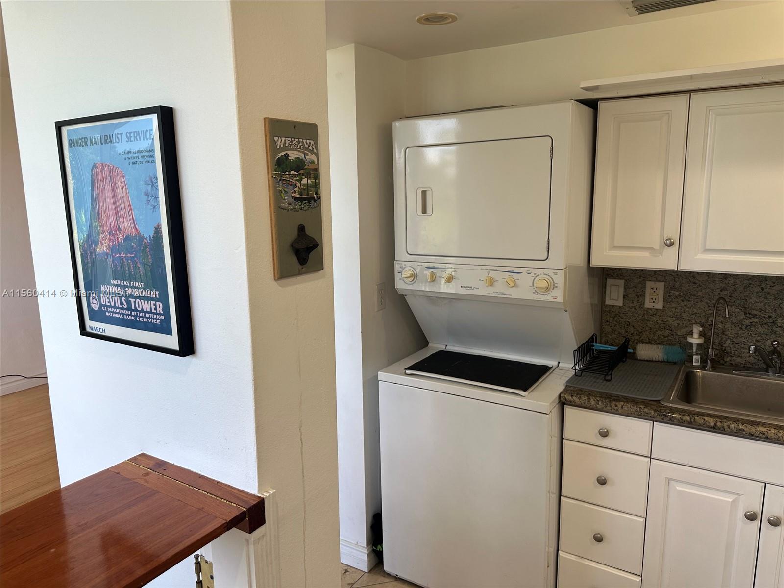2539 S Bayshore Dr PH2F, Miami, Florida 33133, 2 Bedrooms Bedrooms, ,2 BathroomsBathrooms,Residentiallease,For Rent,2539 S Bayshore Dr PH2F,A11560414