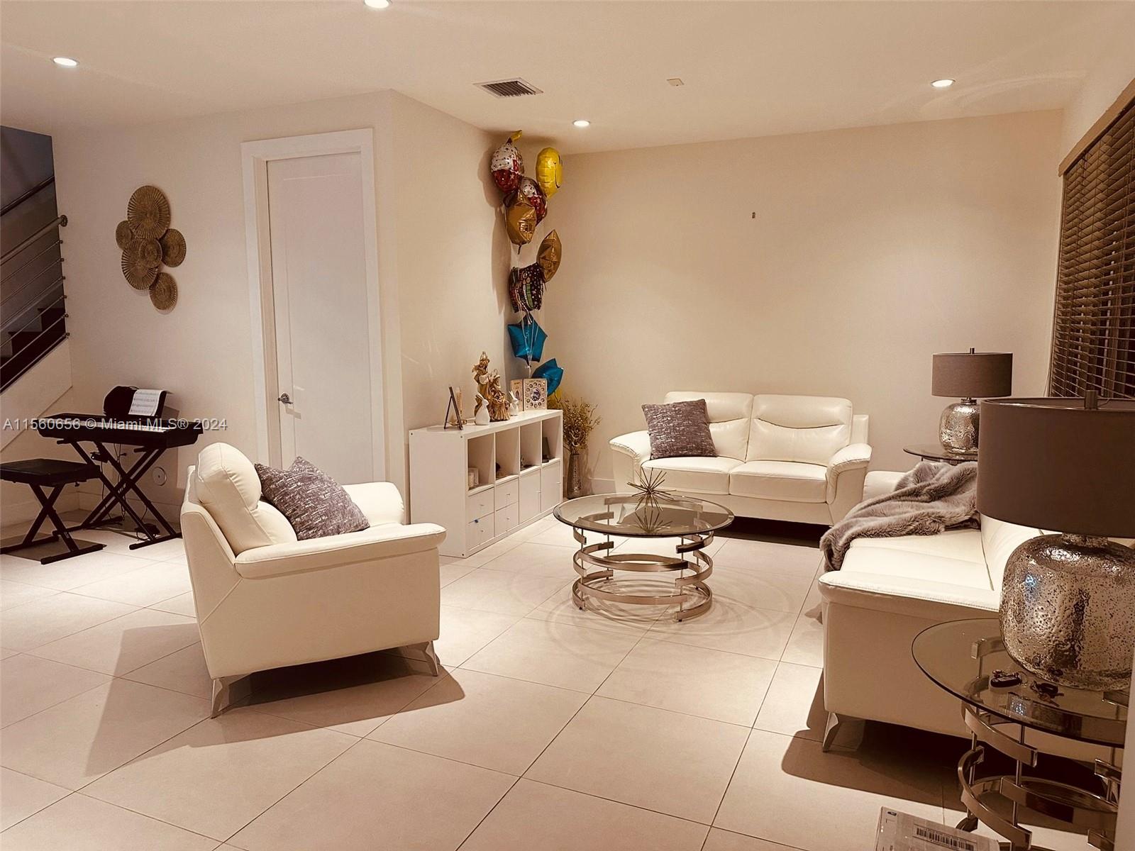 6416 NW 105 Place 0, Doral, Florida 33178, 3 Bedrooms Bedrooms, ,3 BathroomsBathrooms,Residentiallease,For Rent,6416 NW 105 Place 0,A11560656