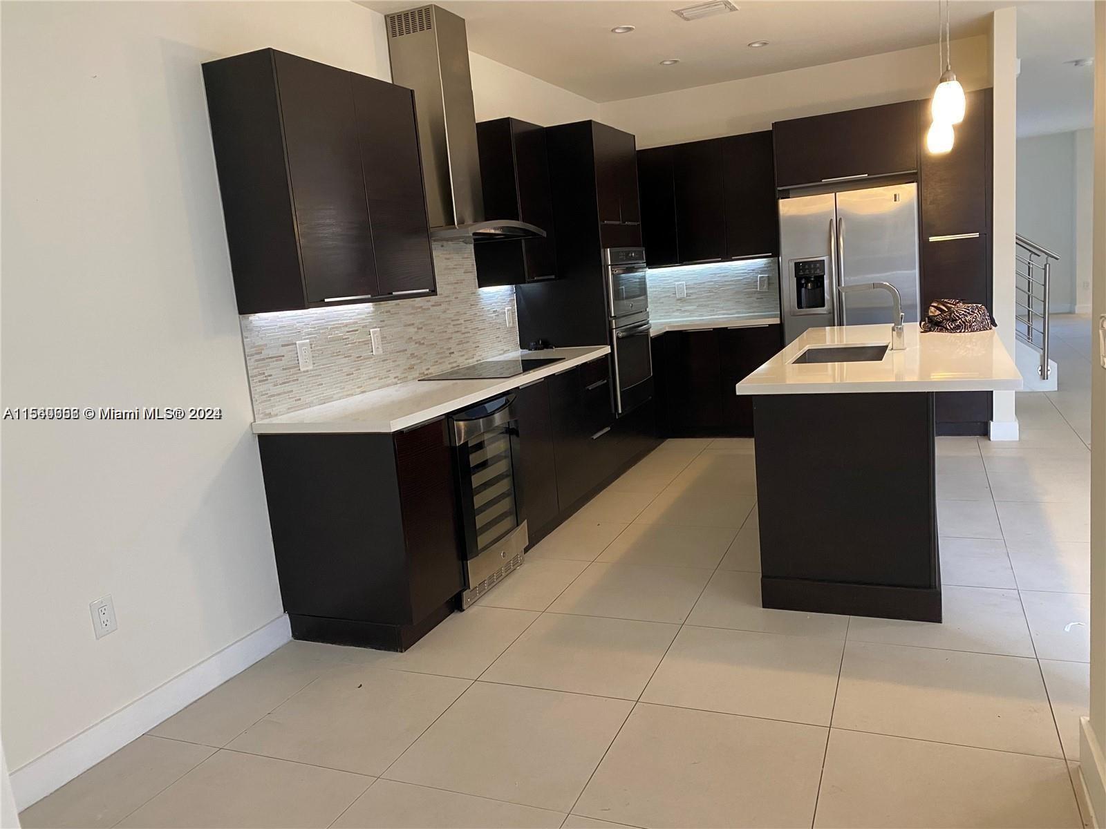 6416 NW 105 Place 0, Doral, Florida 33178, 3 Bedrooms Bedrooms, ,3 BathroomsBathrooms,Residentiallease,For Rent,6416 NW 105 Place 0,A11560656