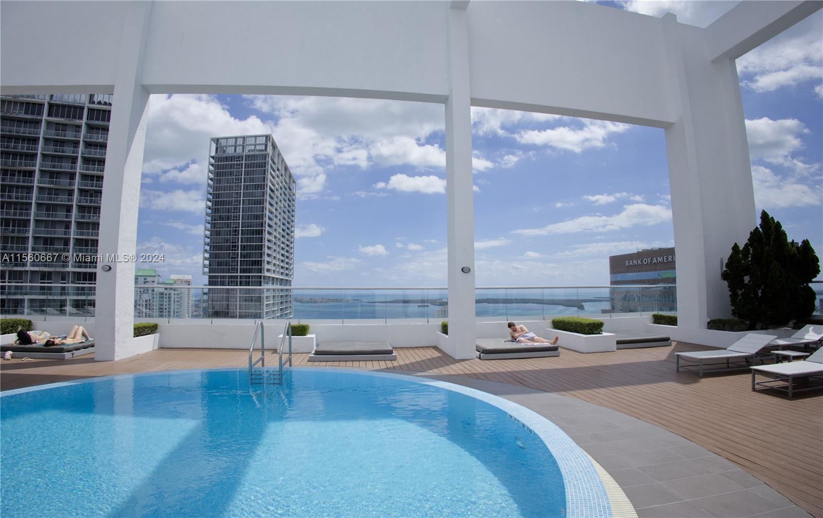 Located at the edge of Brickell and close to Downtown, this apt allows you to live a car free lifestyle, while still providing parking for the times you do need your car to leave the neighborhood. Enjoy beautiful views of the Miami River from both bedrooms and the living room. Split floor plan for added privacy. Building has two pools (including a rooftop one) and lots of common area spaces for you to enjoy. The apt very spacious and comfortable. You will not find a better property in this price range anywhere in the area. Cable and Internet included in rent. Available immediately.
