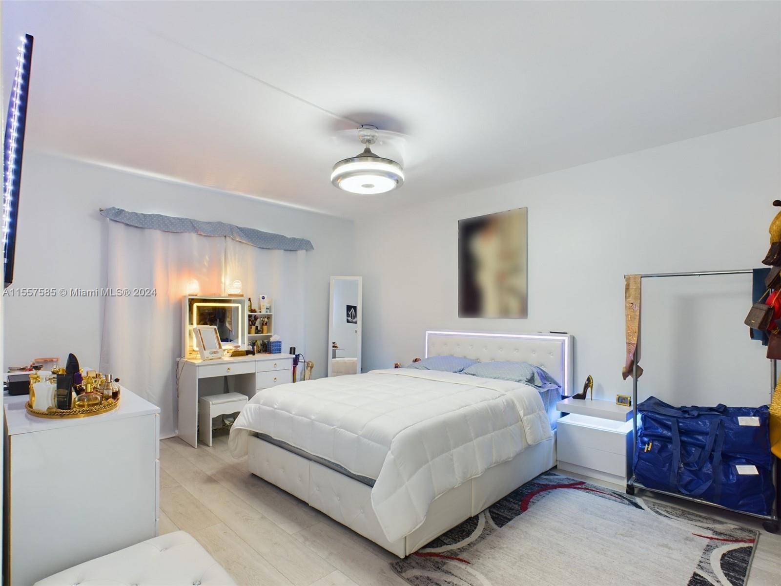 12500 SW 5th Ct 210M, Pembroke Pines, Florida 33027, 2 Bedrooms Bedrooms, ,2 BathroomsBathrooms,Residential,For Sale,12500 SW 5th Ct 210M,A11557585