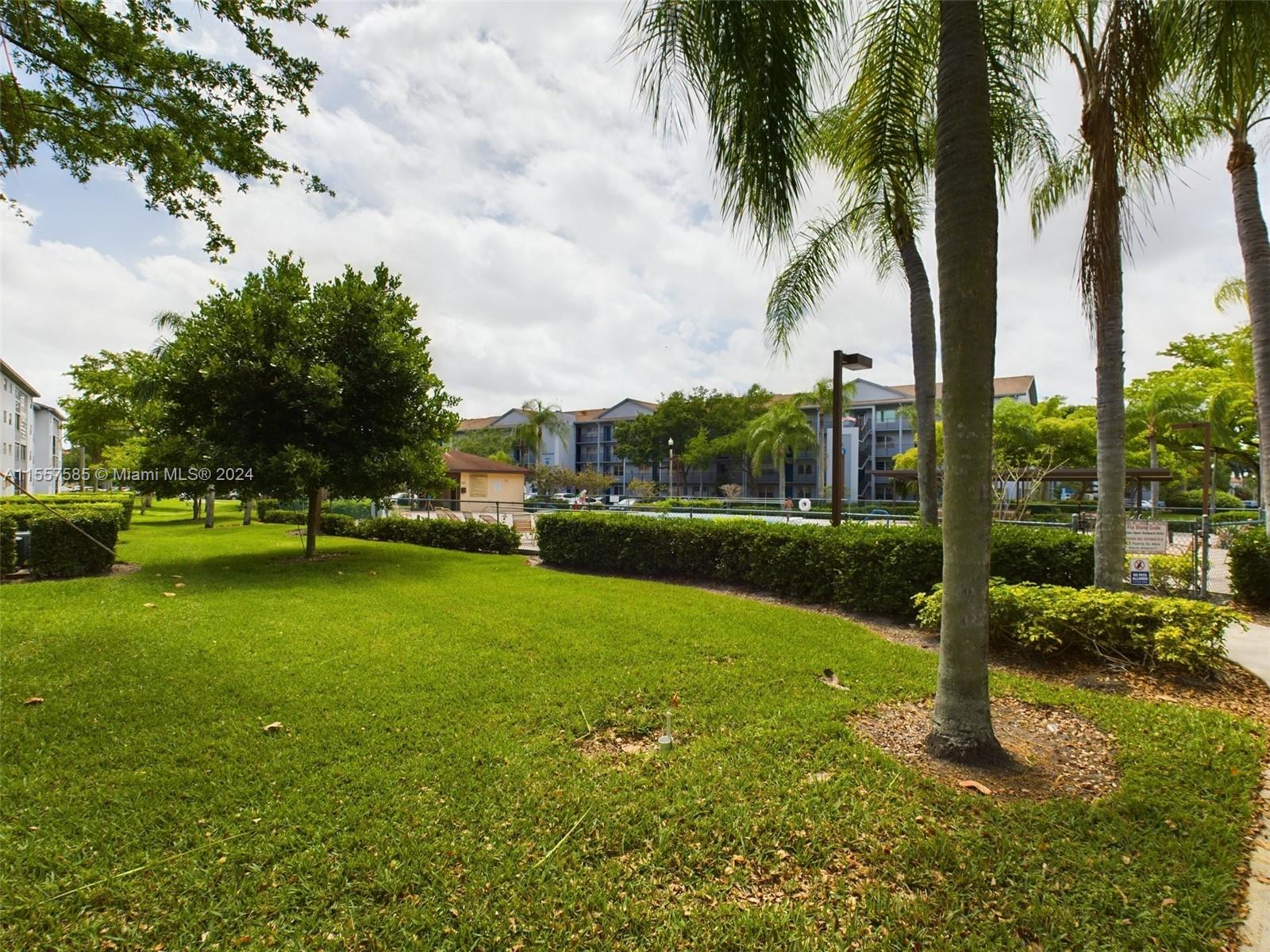 12500 SW 5th Ct 210M, Pembroke Pines, Florida 33027, 2 Bedrooms Bedrooms, ,2 BathroomsBathrooms,Residential,For Sale,12500 SW 5th Ct 210M,A11557585