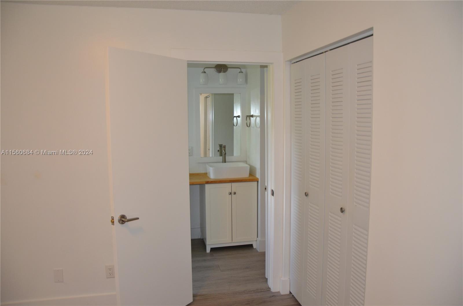 Jack & Jill Bathroom from Bedroom #2