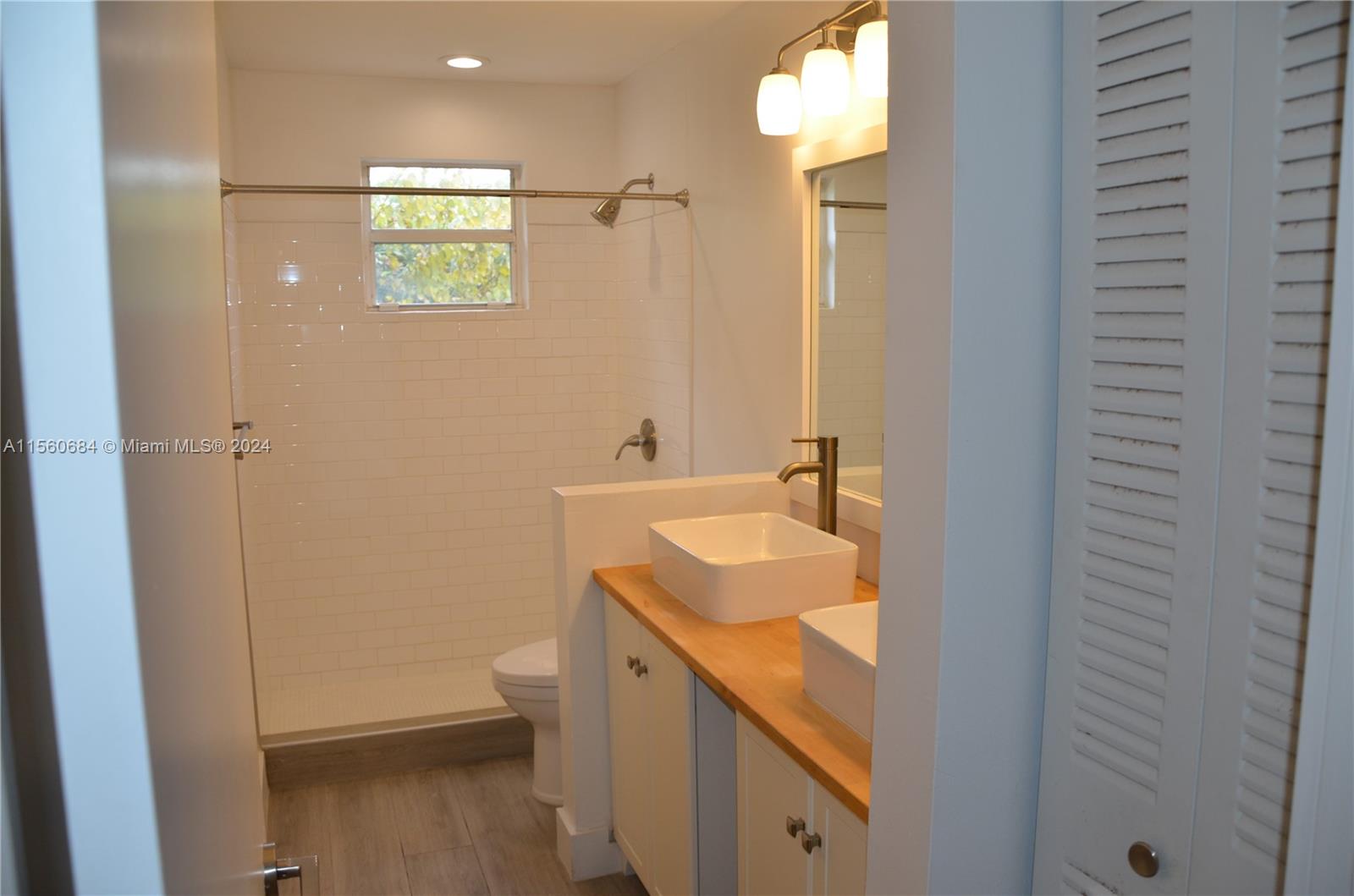 Jack & Jill Bathroom