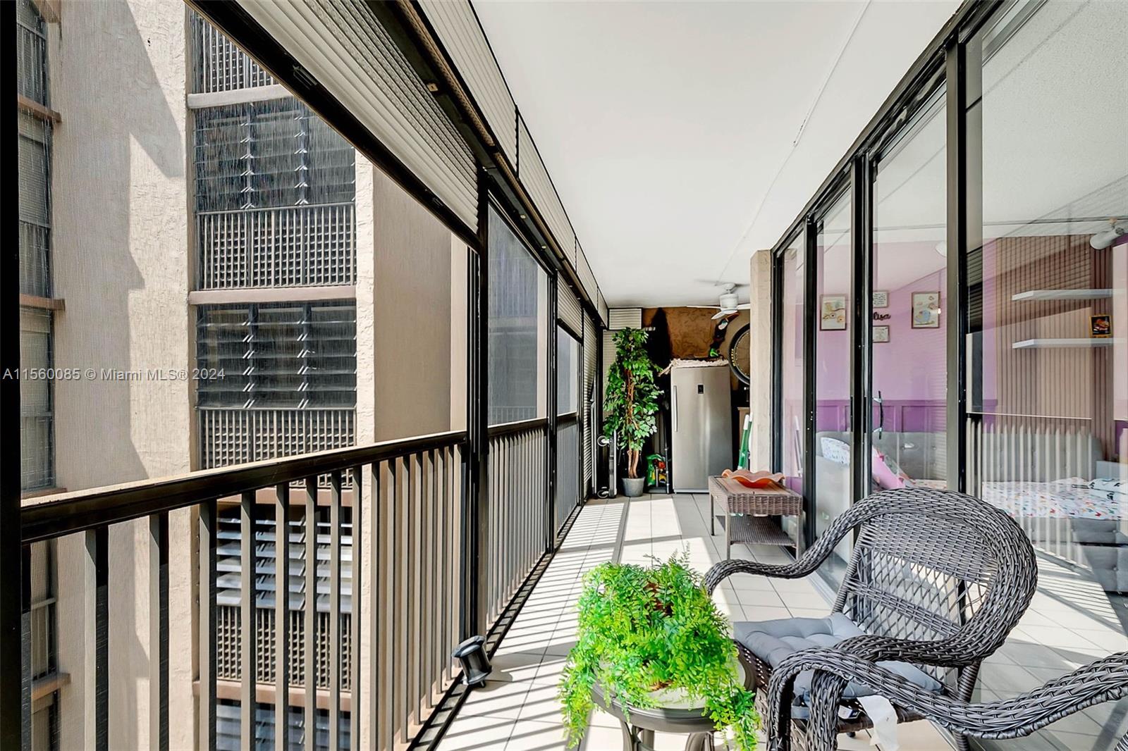 2804 N 46th Ave C427, Hollywood, Florida 33021, 2 Bedrooms Bedrooms, ,2 BathroomsBathrooms,Residential,For Sale,2804 N 46th Ave C427,A11560085