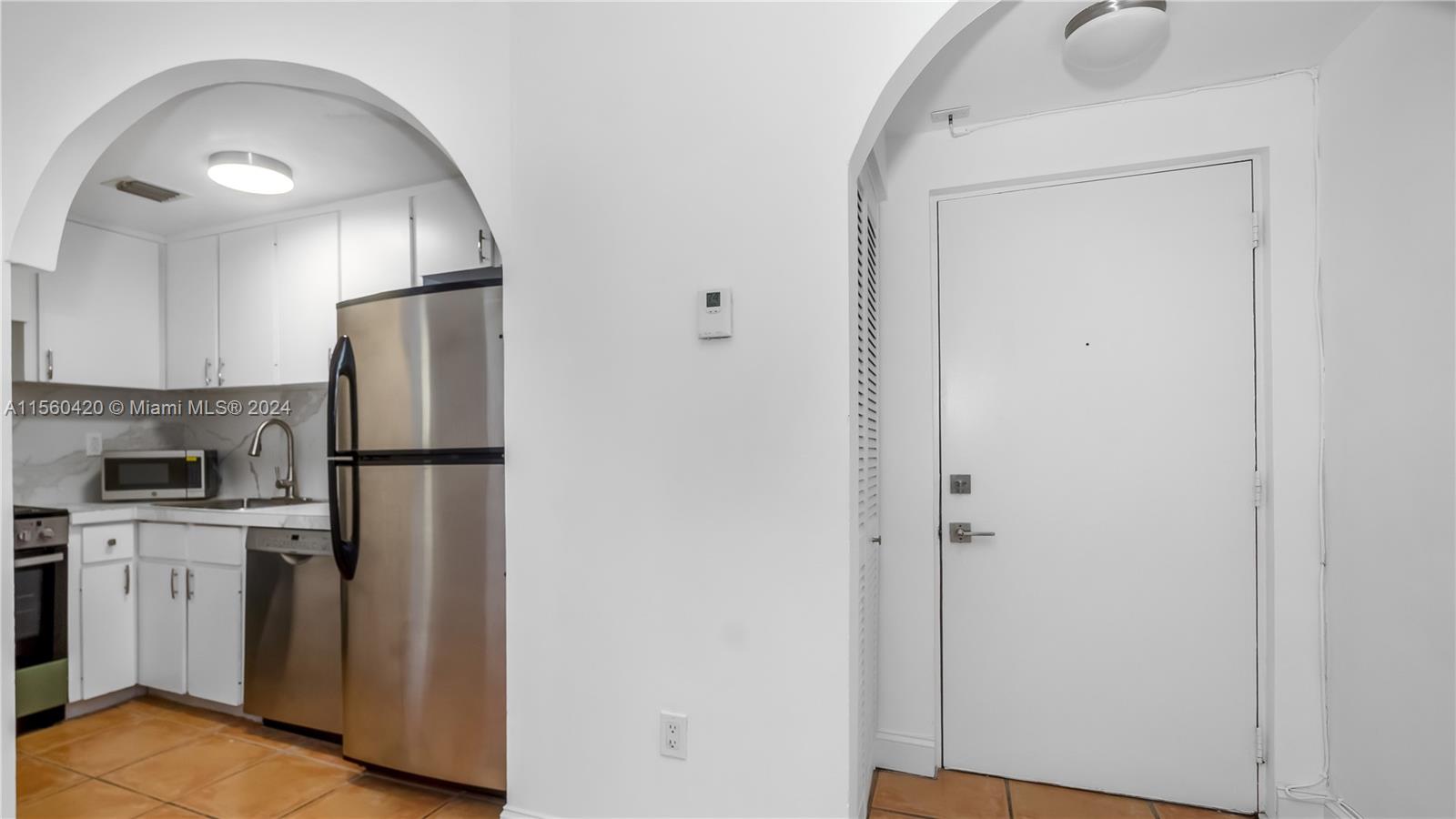 1218 Drexel Ave 304, Miami Beach, Florida 33139, 2 Bedrooms Bedrooms, ,2 BathroomsBathrooms,Residential,For Sale,1218 Drexel Ave 304,A11560420
