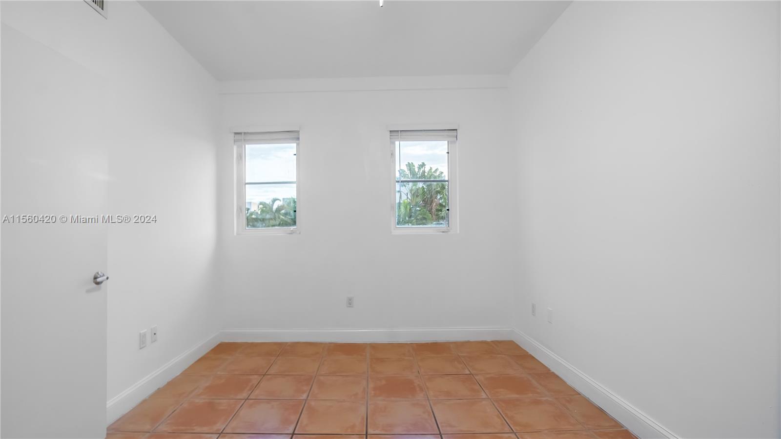 1218 Drexel Ave 304, Miami Beach, Florida 33139, 2 Bedrooms Bedrooms, ,2 BathroomsBathrooms,Residential,For Sale,1218 Drexel Ave 304,A11560420