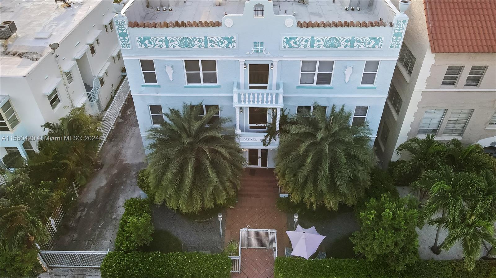 1218 Drexel Ave 304, Miami Beach, Florida 33139, 2 Bedrooms Bedrooms, ,2 BathroomsBathrooms,Residential,For Sale,1218 Drexel Ave 304,A11560420