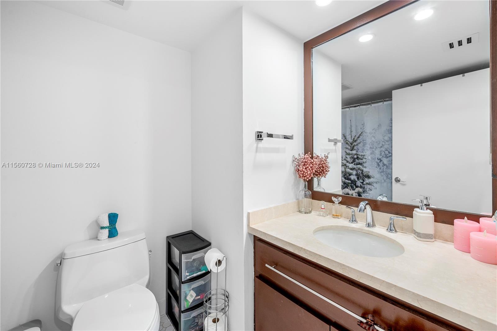 6301 Collins Ave 907, Miami Beach, Florida 33141, 2 Bedrooms Bedrooms, ,2 BathroomsBathrooms,Residential,For Sale,6301 Collins Ave 907,A11560728