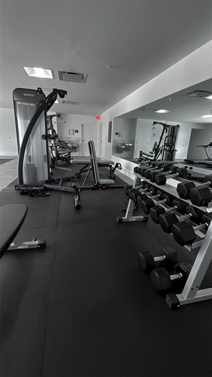 10950 NW 82nd Street 409, Doral, Florida 33178, 1 Bedroom Bedrooms, ,1 BathroomBathrooms,Residentiallease,For Rent,10950 NW 82nd Street 409,A11560727