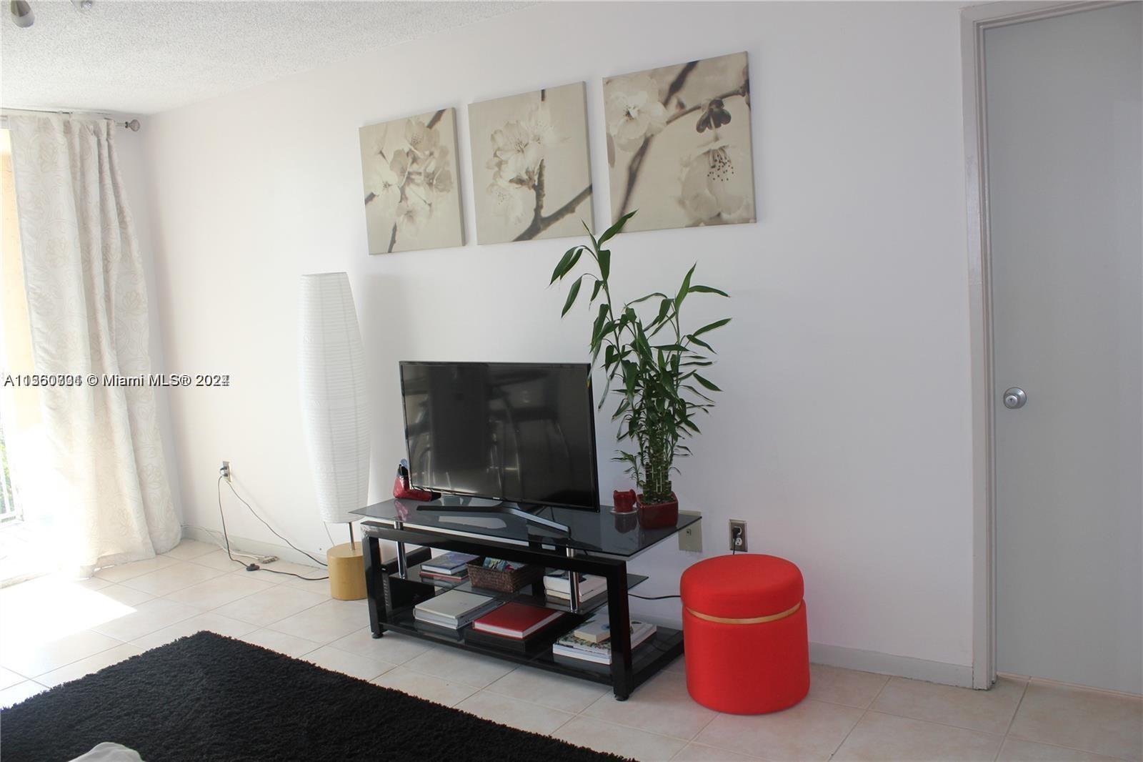 1010 NW 11th St 503, Miami, Florida 33136, 2 Bedrooms Bedrooms, ,2 BathroomsBathrooms,Residential,For Sale,1010 NW 11th St 503,A11560731