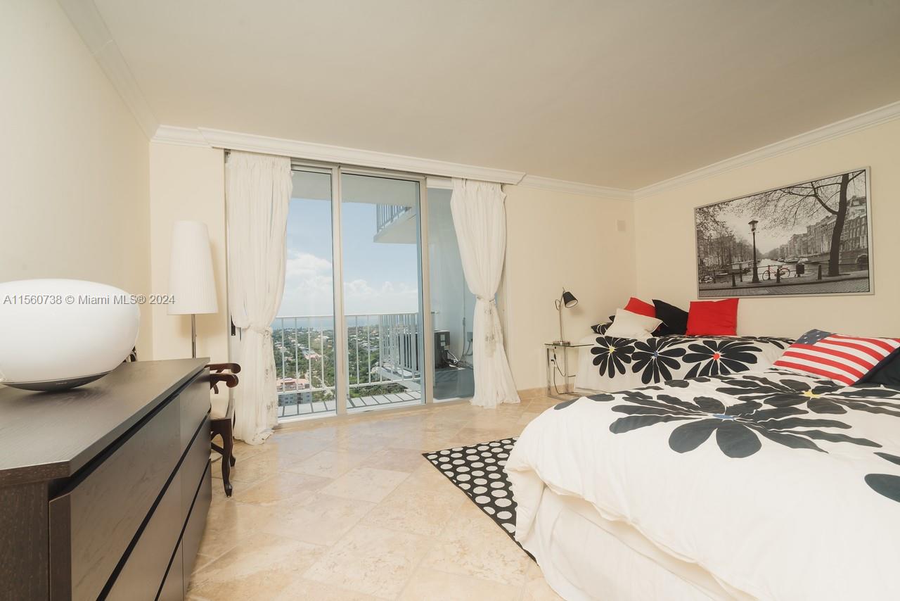 881 OCEAN DR 24E, Key Biscayne, Florida 33149, 2 Bedrooms Bedrooms, ,2 BathroomsBathrooms,Residentiallease,For Rent,881 OCEAN DR 24E,A11560738