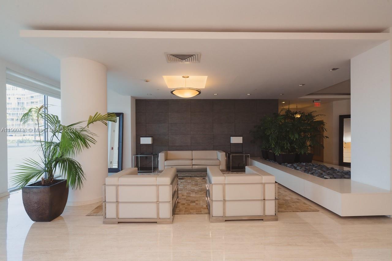 881 OCEAN DR 24E, Key Biscayne, Florida 33149, 2 Bedrooms Bedrooms, ,2 BathroomsBathrooms,Residentiallease,For Rent,881 OCEAN DR 24E,A11560738