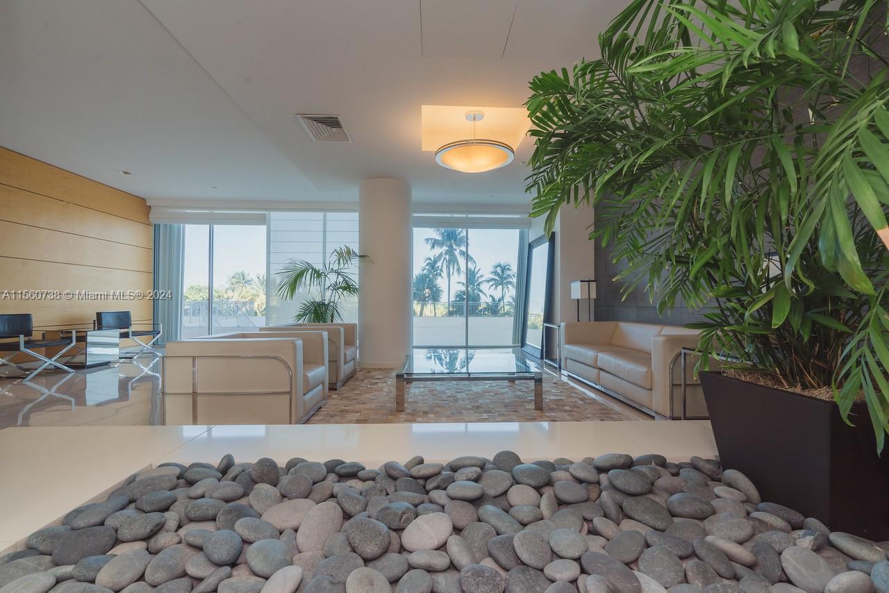 881 OCEAN DR 24E, Key Biscayne, Florida 33149, 2 Bedrooms Bedrooms, ,2 BathroomsBathrooms,Residentiallease,For Rent,881 OCEAN DR 24E,A11560738