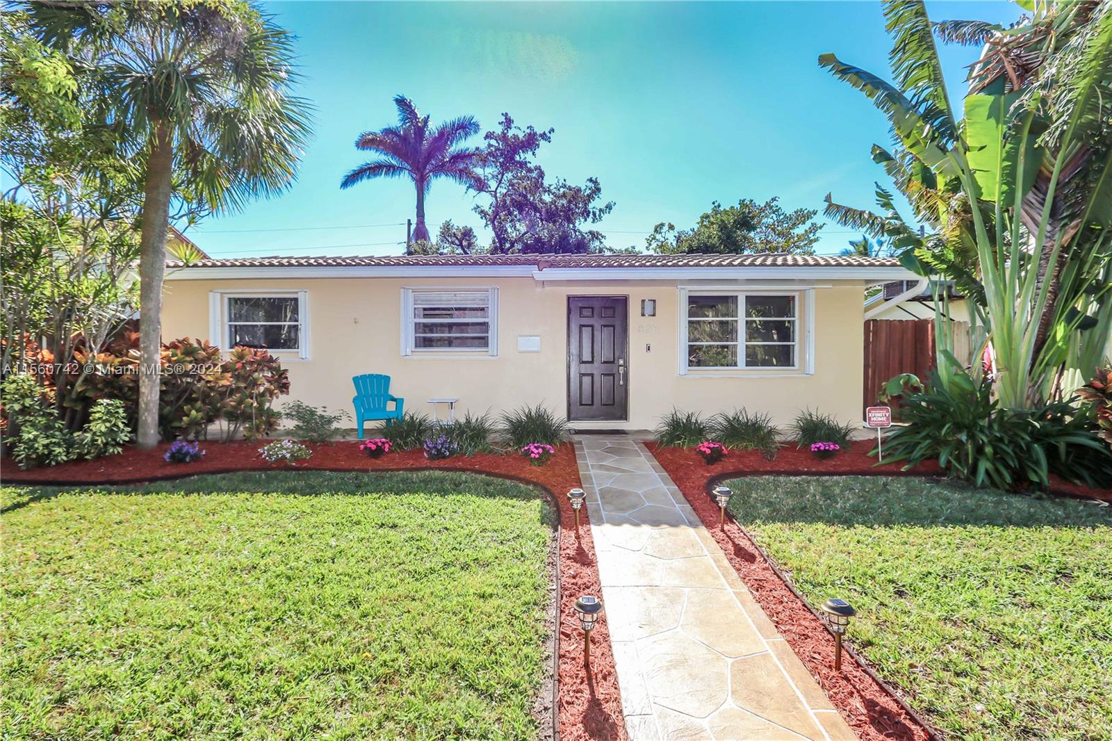828 Johnson St, Hollywood, Florida 33019, 3 Bedrooms Bedrooms, ,2 BathroomsBathrooms,Residential,For Sale,828 Johnson St,A11560742