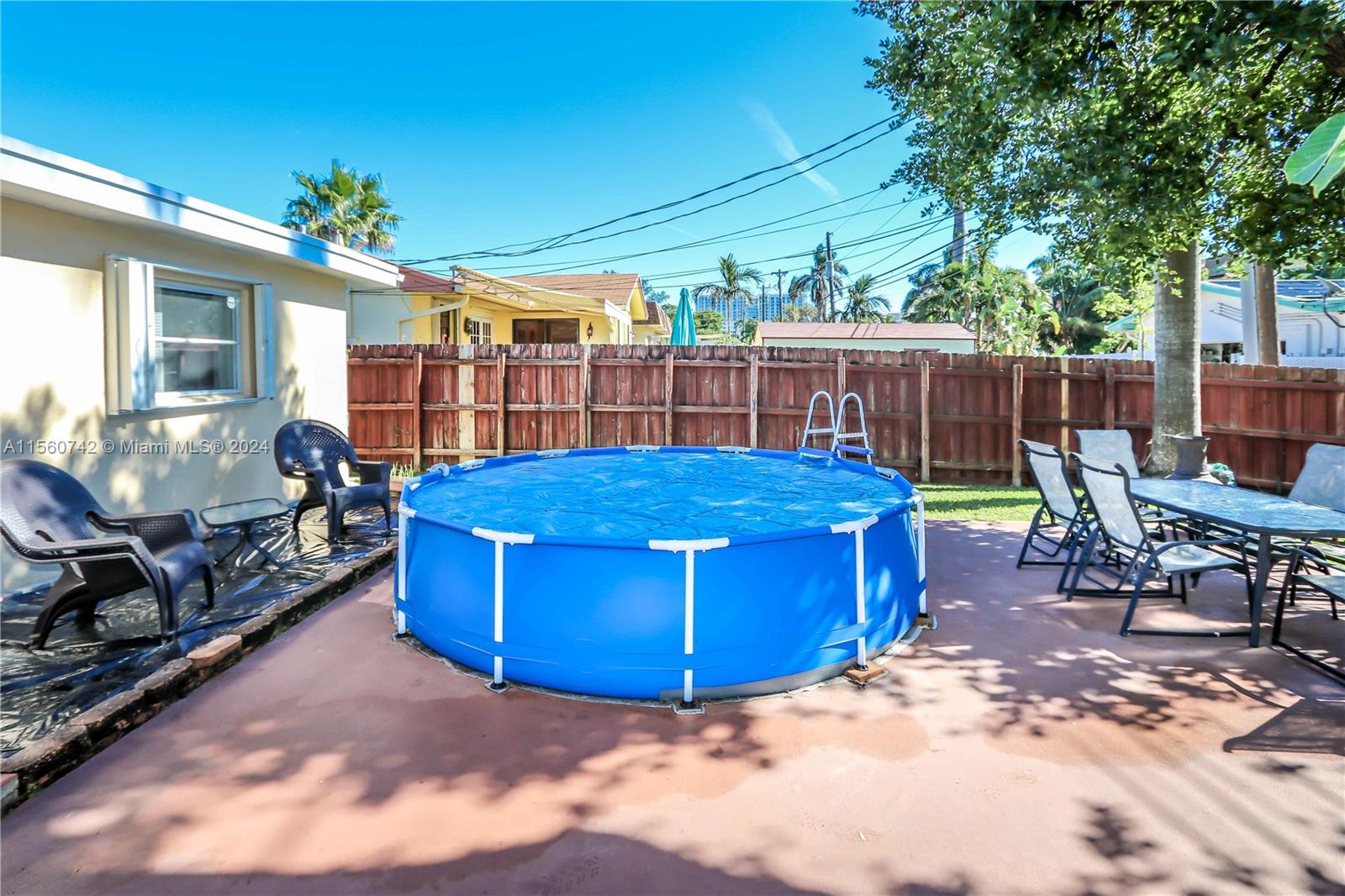 828 Johnson St, Hollywood, Florida 33019, 3 Bedrooms Bedrooms, ,2 BathroomsBathrooms,Residential,For Sale,828 Johnson St,A11560742