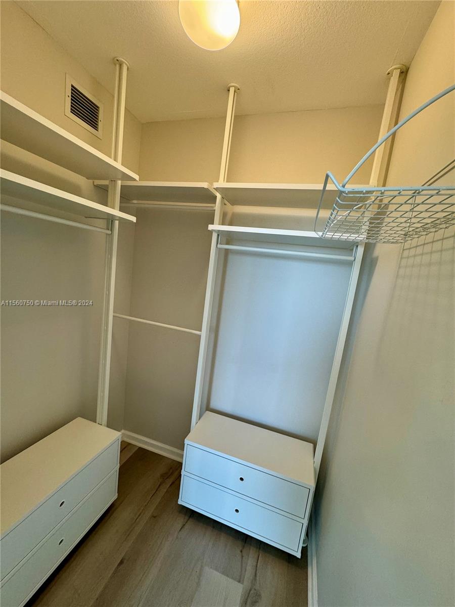 511 SE 5th Ave 806, Fort Lauderdale, Florida 33301, 2 Bedrooms Bedrooms, ,1 BathroomBathrooms,Residentiallease,For Rent,511 SE 5th Ave 806,A11560750
