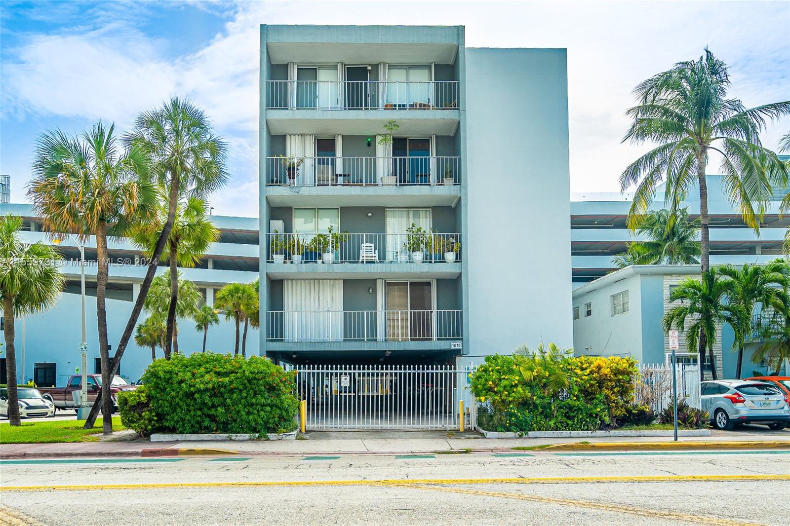 1615  West Ave #404 For Sale A11559731, FL