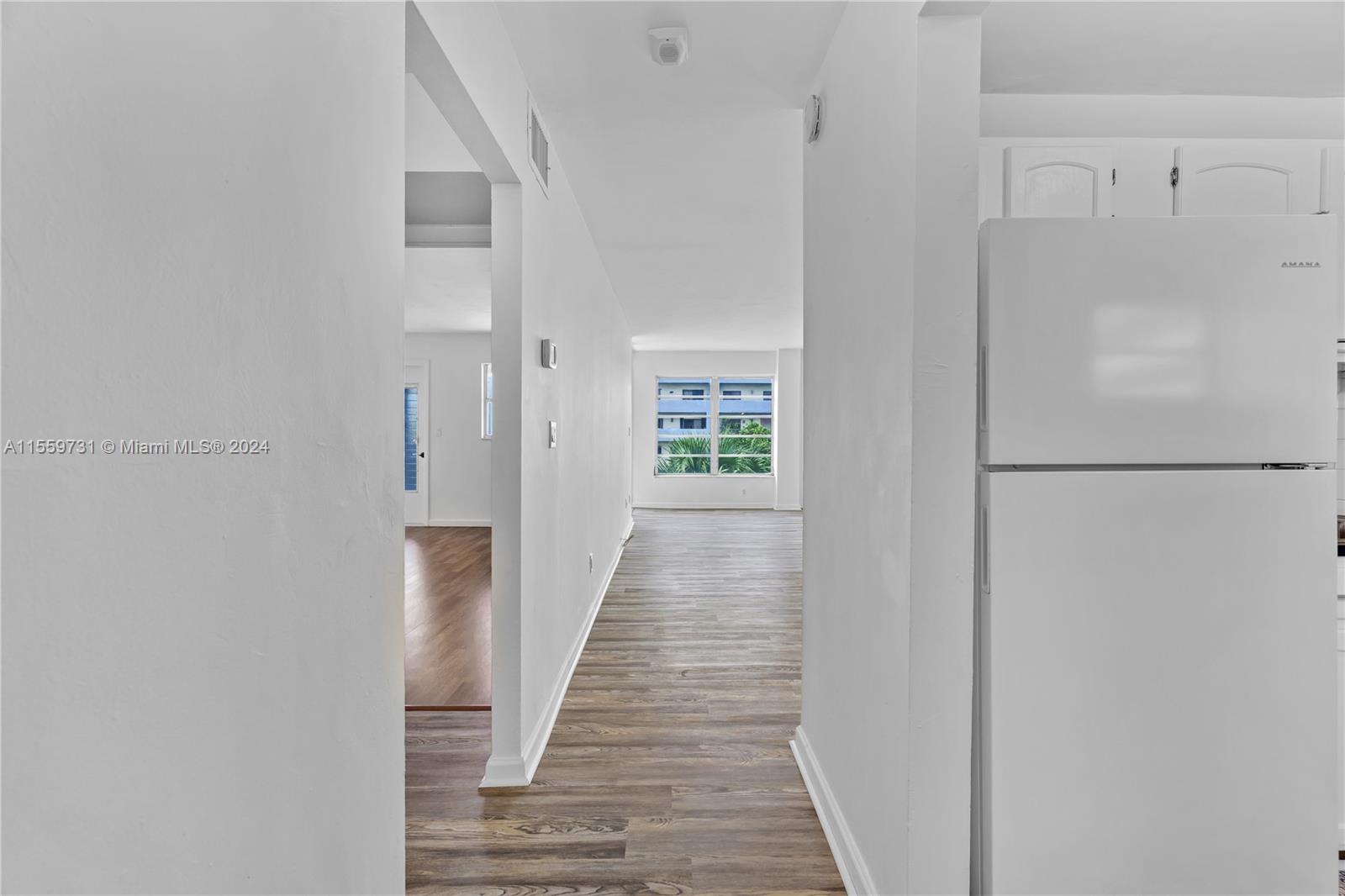 1615 West Ave 404, Miami Beach, Florida 33139, 1 Bedroom Bedrooms, ,1 BathroomBathrooms,Residential,For Sale,1615 West Ave 404,A11559731