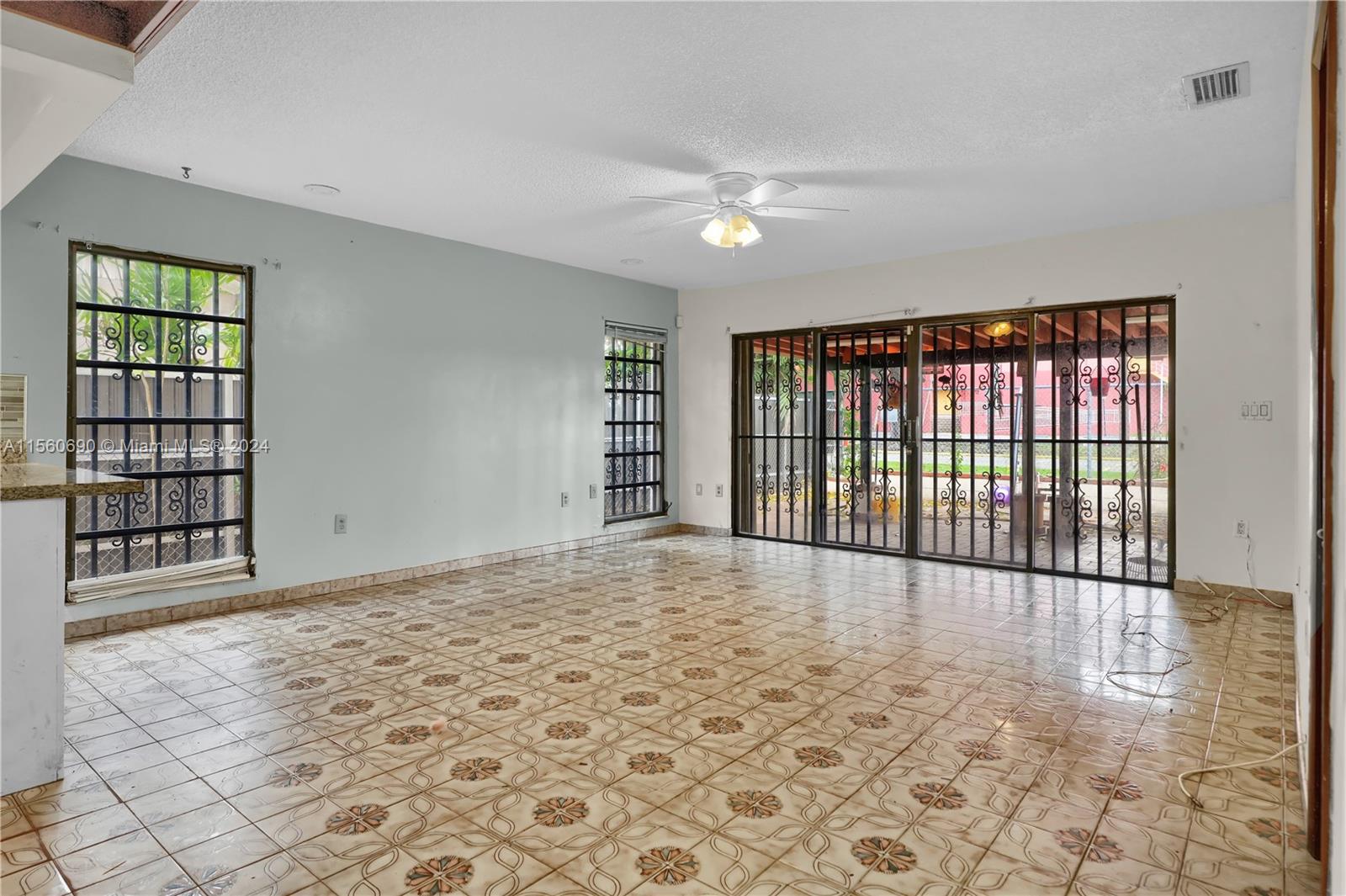 44 NW 27th Ct, Miami, Florida 33125, 3 Bedrooms Bedrooms, ,2 BathroomsBathrooms,Residential,For Sale,44 NW 27th Ct,A11560690