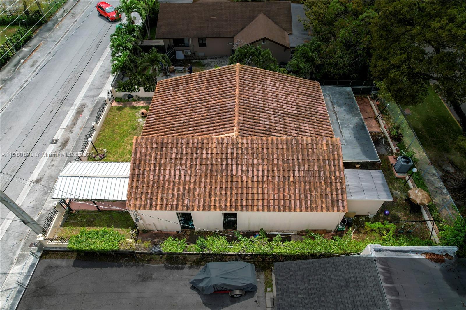 44 NW 27th Ct, Miami, Florida 33125, 3 Bedrooms Bedrooms, ,2 BathroomsBathrooms,Residential,For Sale,44 NW 27th Ct,A11560690