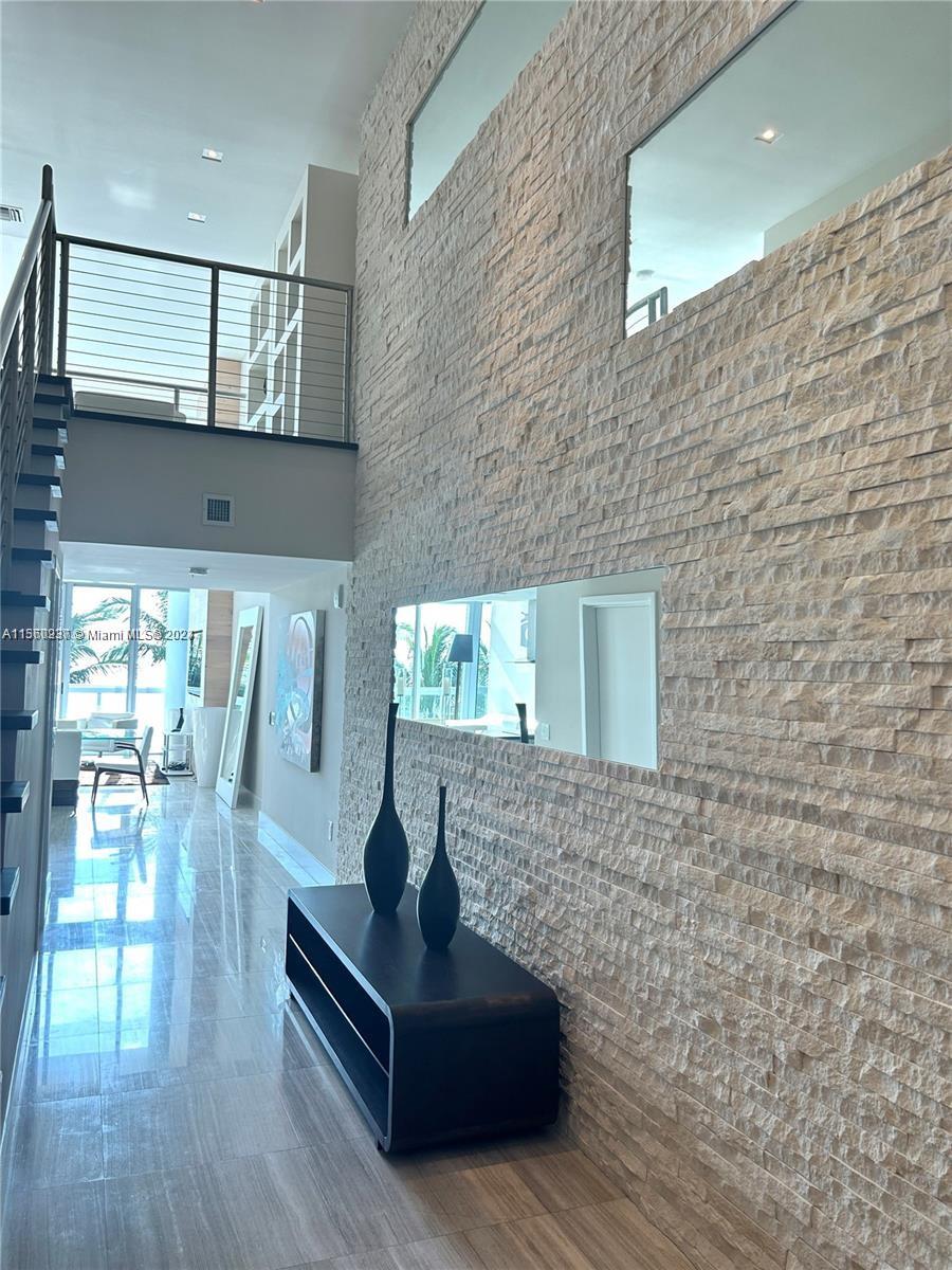 6899 Collins Ave 404, Miami Beach, Florida 33141, 3 Bedrooms Bedrooms, ,3 BathroomsBathrooms,Residentiallease,For Rent,6899 Collins Ave 404,A11560237