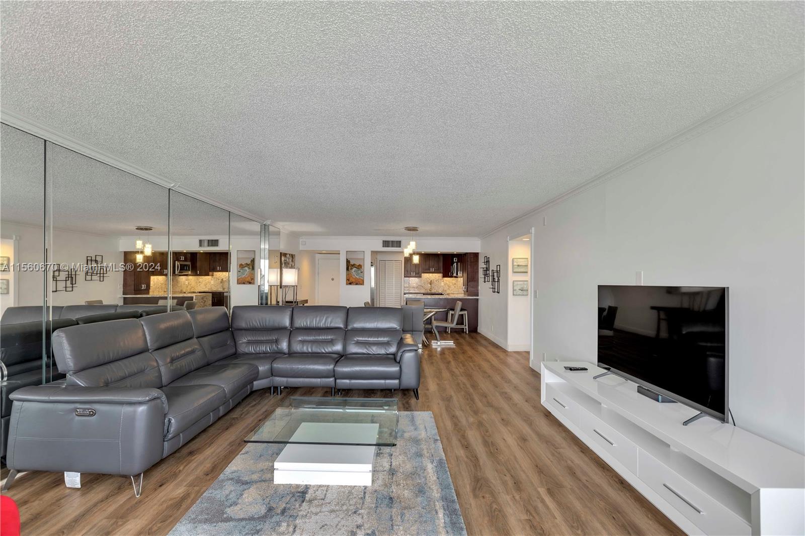 3725 S Ocean Dr 824, Hollywood, Florida 33019, 2 Bedrooms Bedrooms, ,2 BathroomsBathrooms,Residentiallease,For Rent,3725 S Ocean Dr 824,A11560670