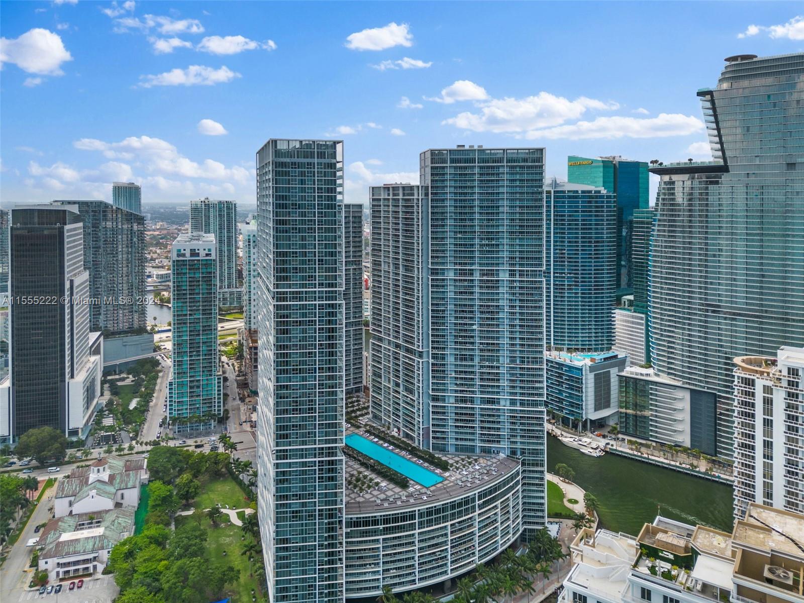 475 Brickell Ave 2812, Miami, Florida 33131, 1 Bedroom Bedrooms, ,1 BathroomBathrooms,Residential,For Sale,475 Brickell Ave 2812,A11555222