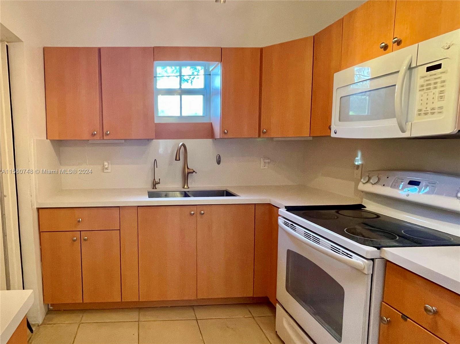 521 NW 48th St, Miami, Florida 33127, 2 Bedrooms Bedrooms, ,1 BathroomBathrooms,Residentiallease,For Rent,521 NW 48th St,A11560748