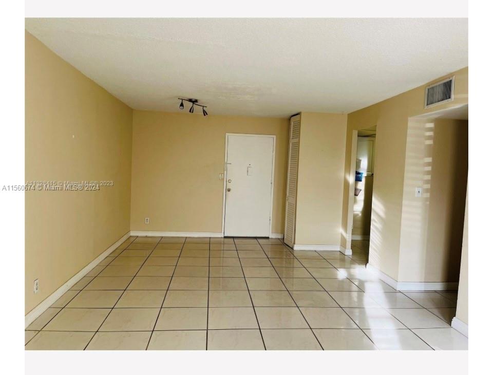 1913 S Ocean Dr 109, Hallandale Beach, Florida 33009, 2 Bedrooms Bedrooms, ,2 BathroomsBathrooms,Residential,For Sale,1913 S Ocean Dr 109,A11560674
