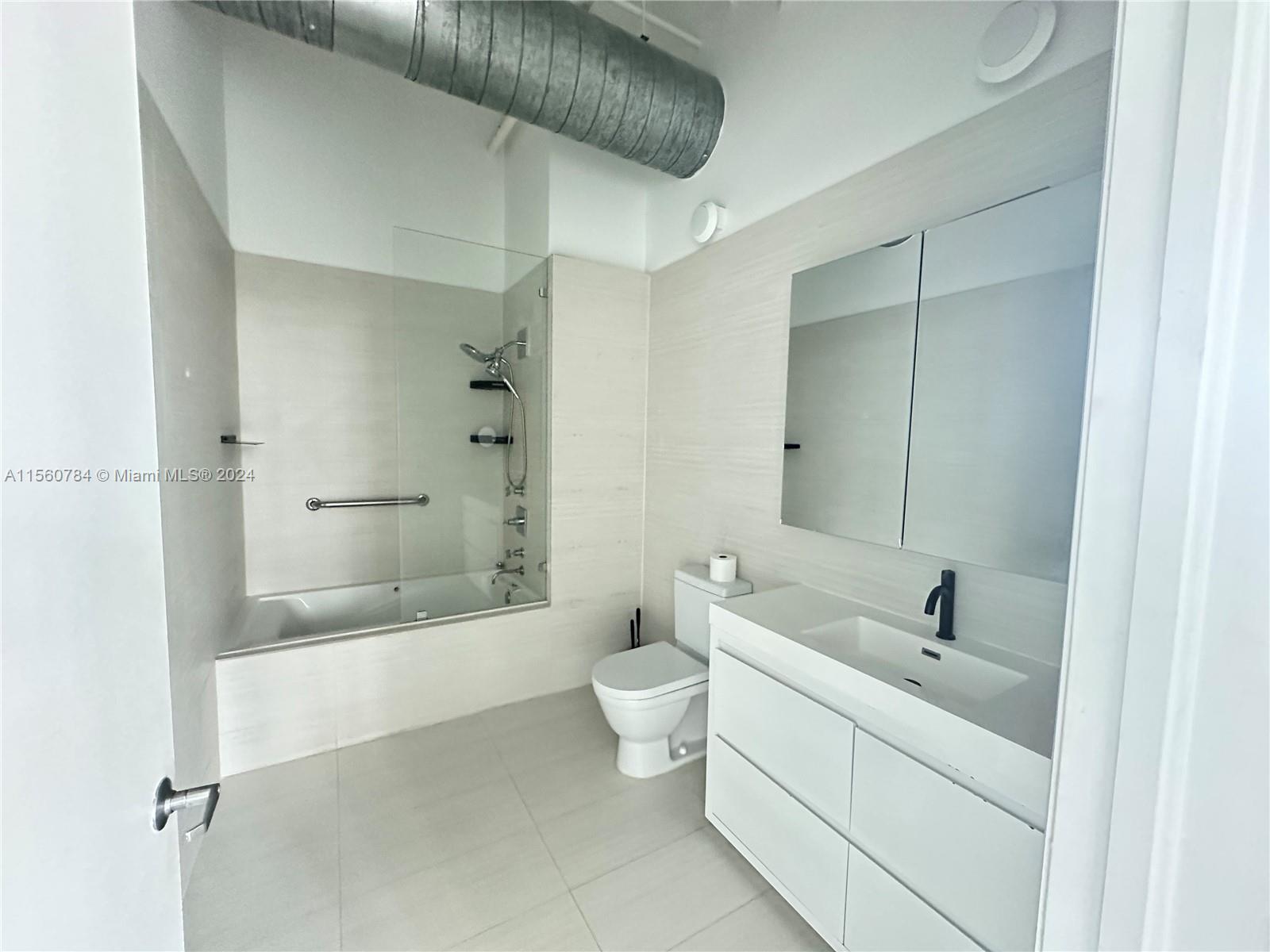 1749 NE Miami Ct 301, Miami, Florida 33132, 2 Bedrooms Bedrooms, ,1 BathroomBathrooms,Residentiallease,For Rent,1749 NE Miami Ct 301,A11560784