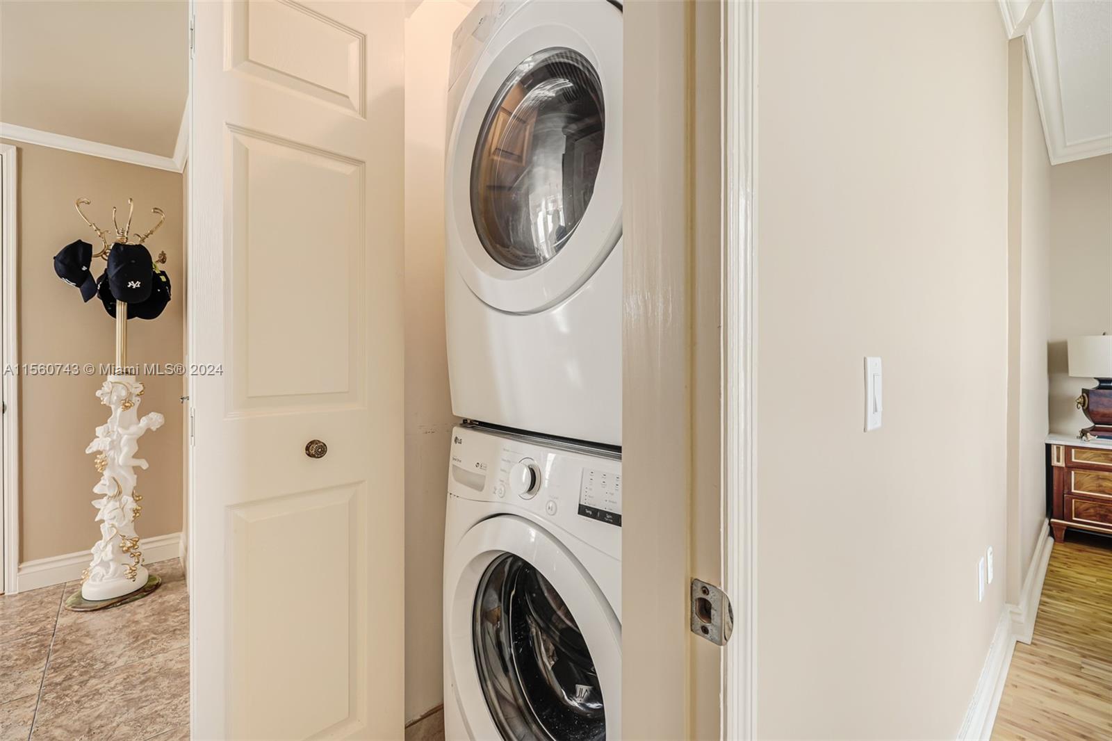 3370 Hidden Bay Dr 2611, Aventura, Florida 33180, 2 Bedrooms Bedrooms, ,2 BathroomsBathrooms,Residential,For Sale,3370 Hidden Bay Dr 2611,A11560743