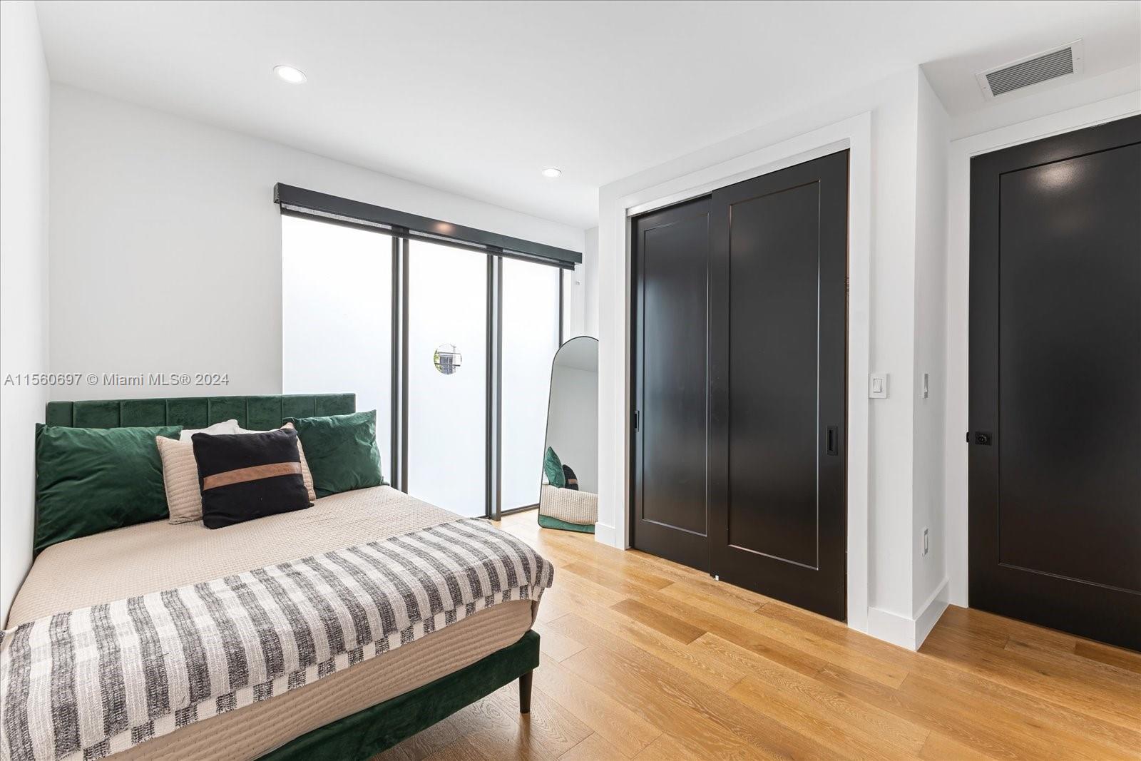 401 NW 52nd St 401, Miami, Florida 33127, 3 Bedrooms Bedrooms, ,2 BathroomsBathrooms,Residentiallease,For Rent,401 NW 52nd St 401,A11560697