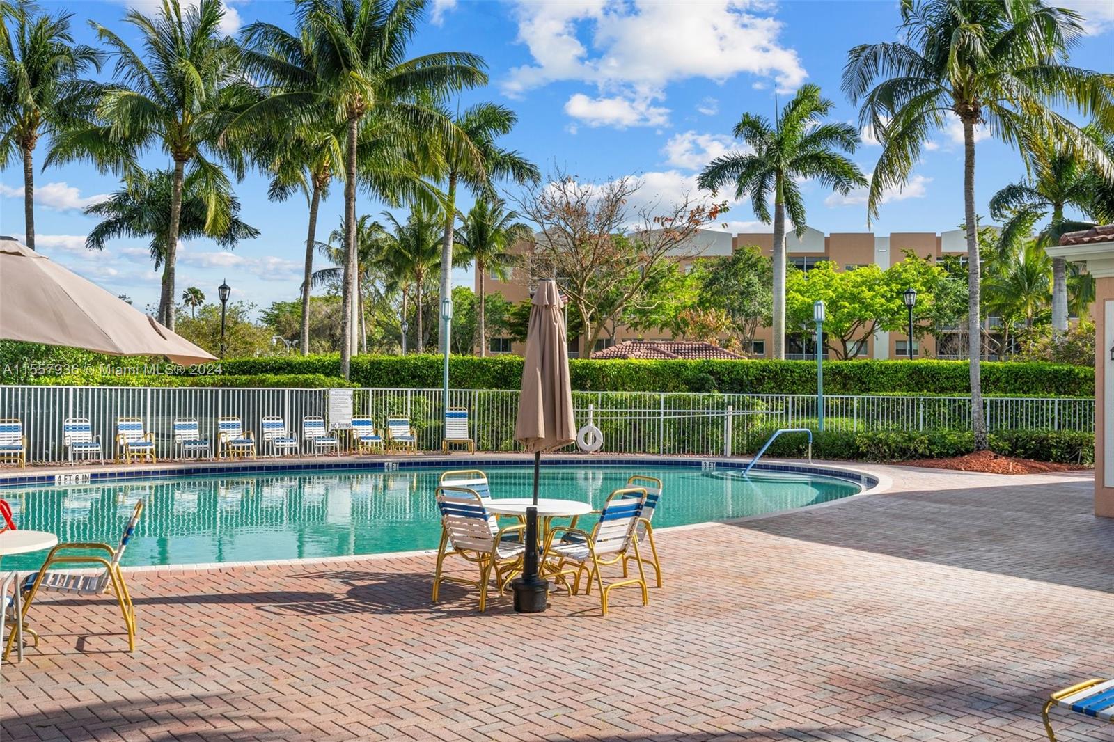 7725 Yardley Dr 413, Tamarac, Florida 33321, 2 Bedrooms Bedrooms, ,2 BathroomsBathrooms,Residential,For Sale,7725 Yardley Dr 413,A11557936