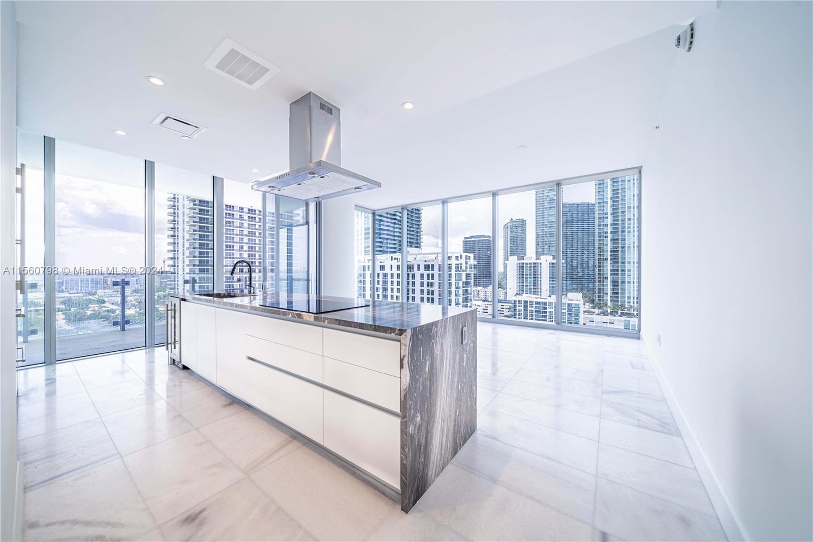 700 NE 26 TERRACE 1806, Miami, Florida 33137, 2 Bedrooms Bedrooms, ,2 BathroomsBathrooms,Residentiallease,For Rent,700 NE 26 TERRACE 1806,A11560798