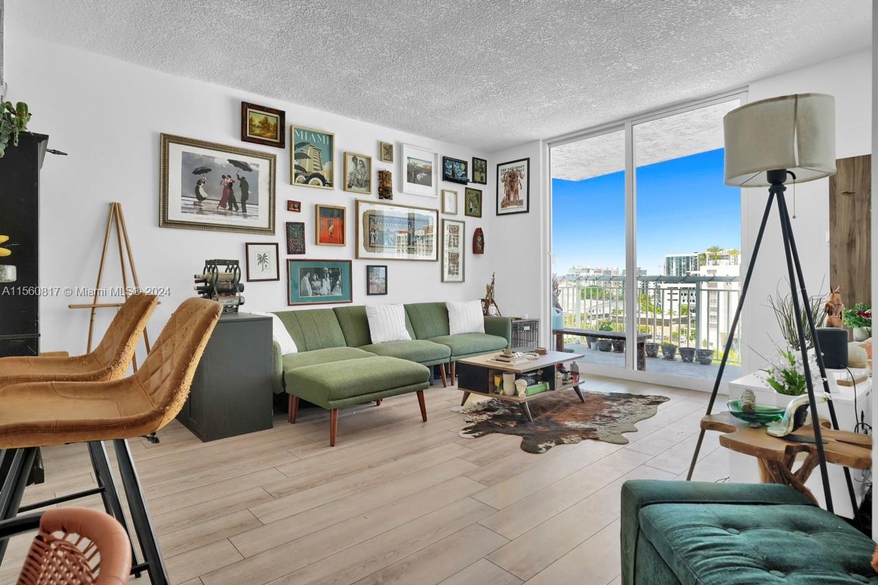 275 NE 18th St 909, Miami, Florida 33132, 1 Bedroom Bedrooms, ,1 BathroomBathrooms,Residential,For Sale,275 NE 18th St 909,A11560817