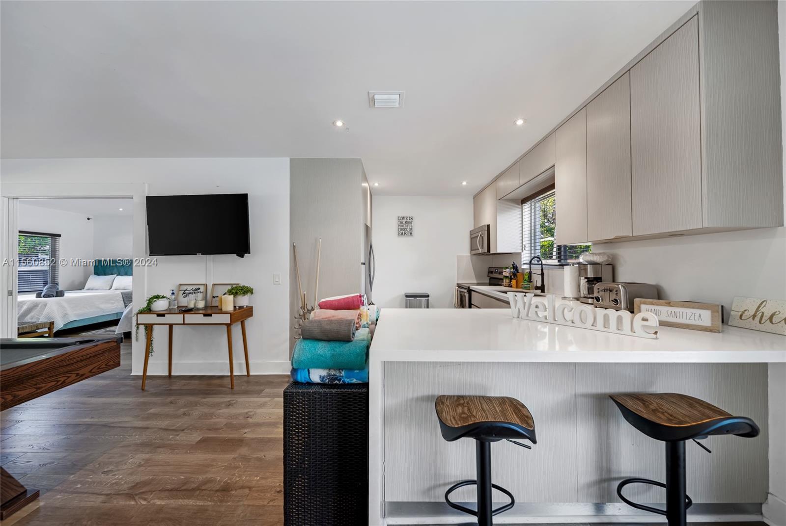 201 NE 48th St, Miami, Florida 33137, 4 Bedrooms Bedrooms, ,3 BathroomsBathrooms,Residentiallease,For Rent,201 NE 48th St,A11560852