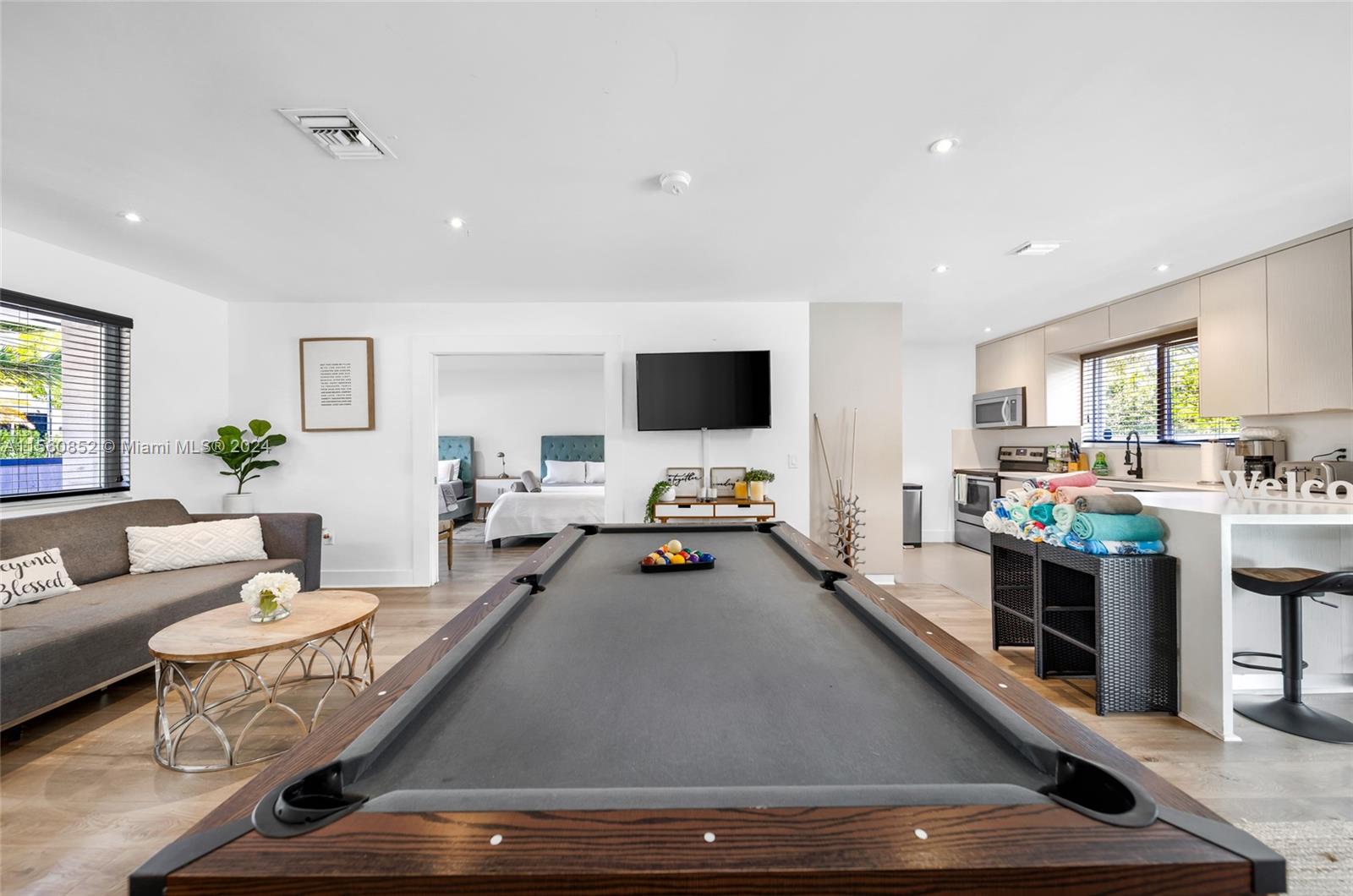 201 NE 48th St, Miami, Florida 33137, 4 Bedrooms Bedrooms, ,3 BathroomsBathrooms,Residentiallease,For Rent,201 NE 48th St,A11560852