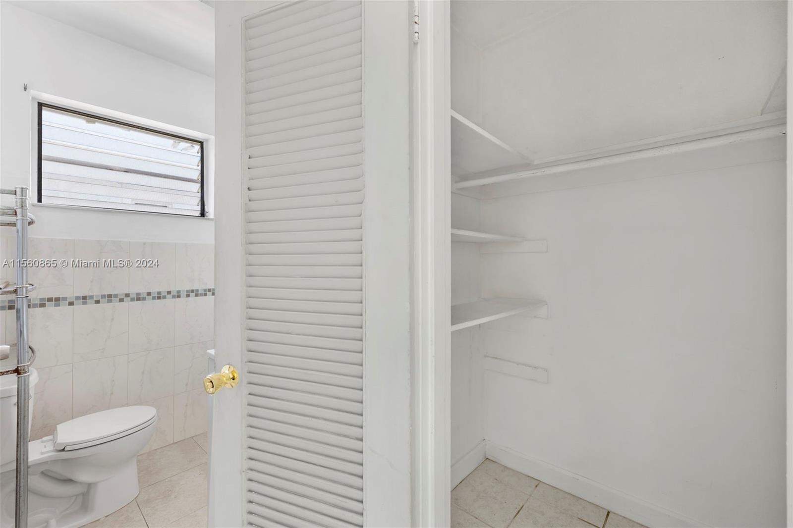 770 83rd St 2, Miami Beach, Florida 33141, 2 Bedrooms Bedrooms, ,1 BathroomBathrooms,Residentiallease,For Rent,770 83rd St 2,A11560865