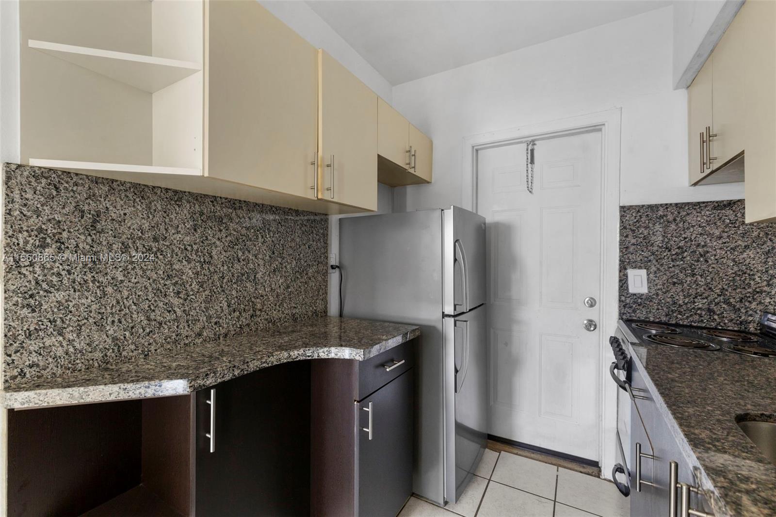 770 83rd St 2, Miami Beach, Florida 33141, 2 Bedrooms Bedrooms, ,1 BathroomBathrooms,Residentiallease,For Rent,770 83rd St 2,A11560865